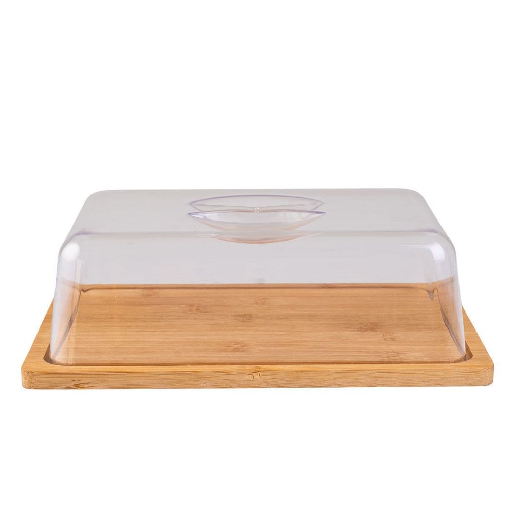 Μία βάση τυριών από μπαμπού με πλαστικό καπάκι